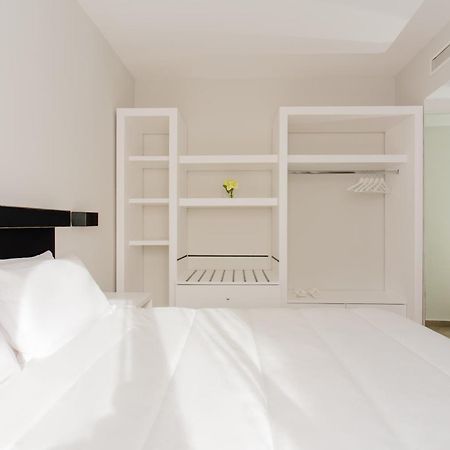 Palazzo Gargiulo Luxury Rooms & Suites ซอร์เรนโต ภายนอก รูปภาพ